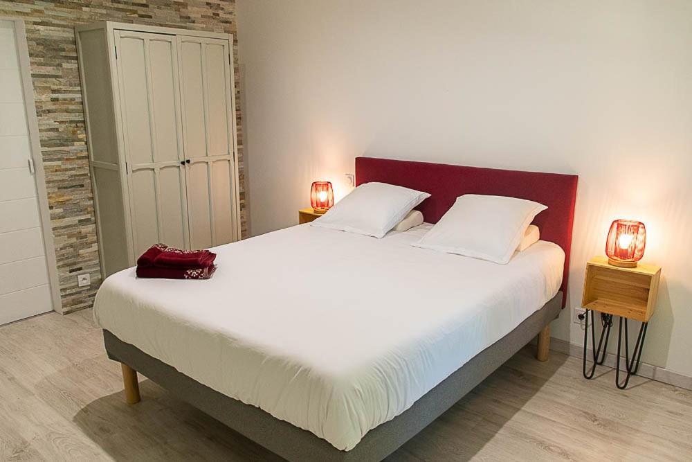 Au Detour Des Vignes Bed and Breakfast Ordonnac Eksteriør billede